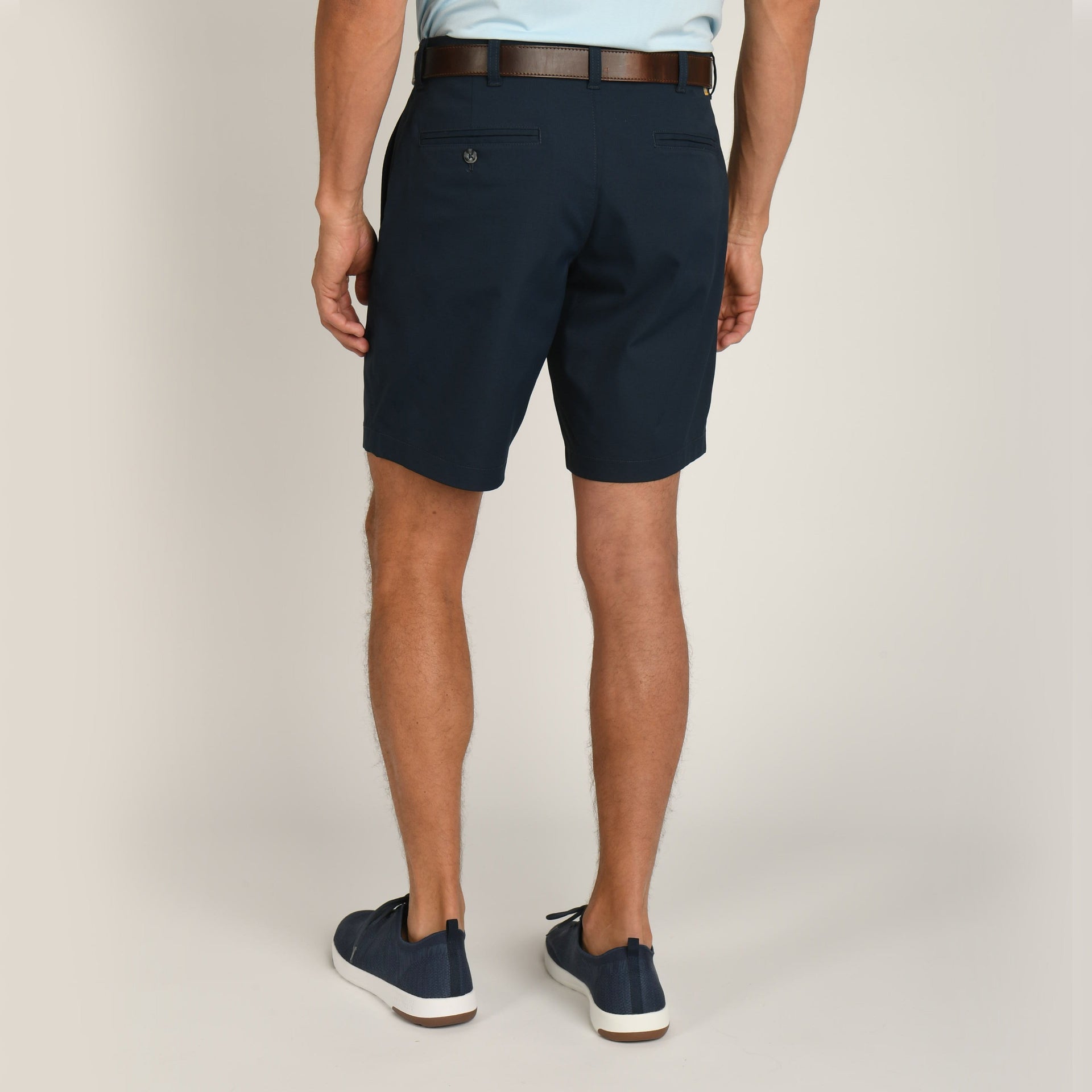 Navy color-reveal hover