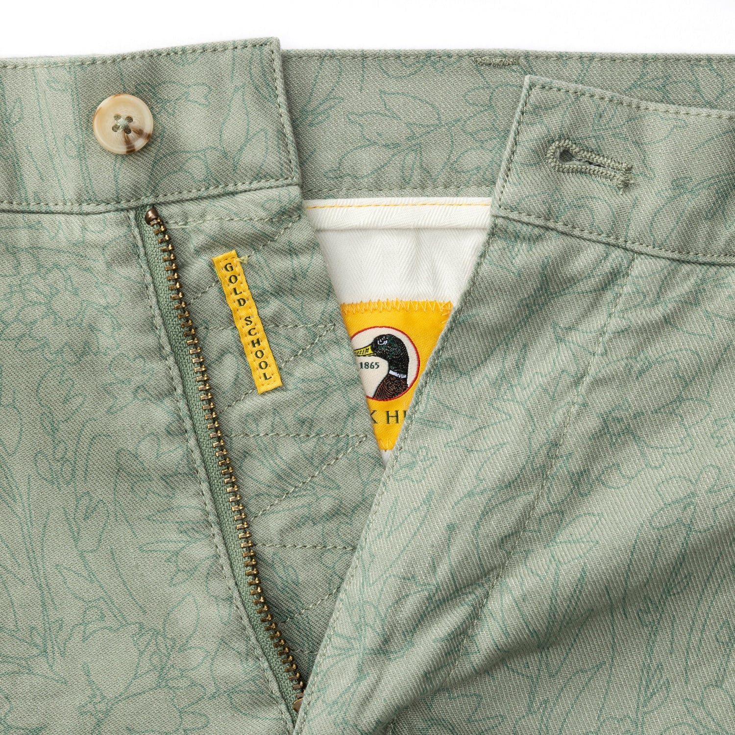 7" Linen Gold School Chino Short - Shadow Green