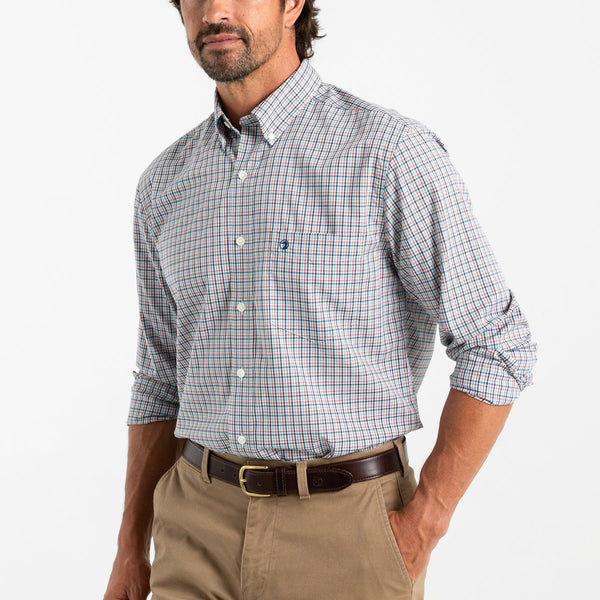 Mirror Lake Blue color-reveal hover