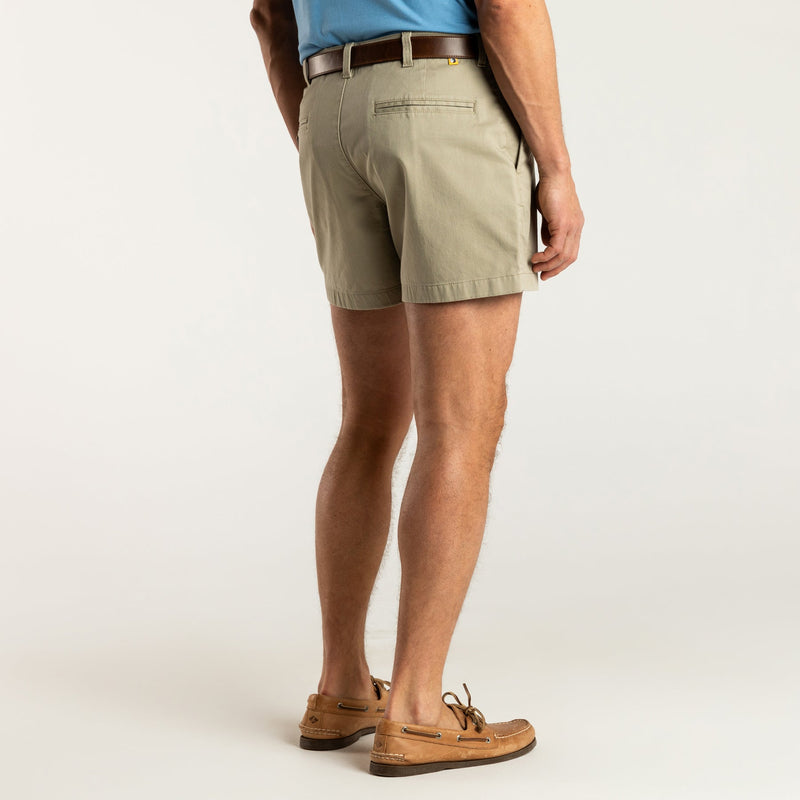 Khaki color-reveal hover