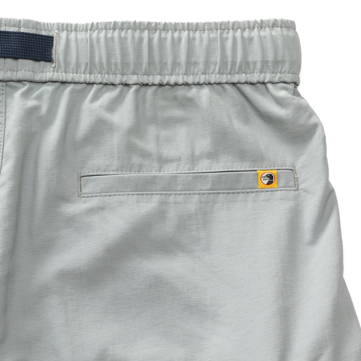 7" On The Fly Performance Short - Quarry Grey