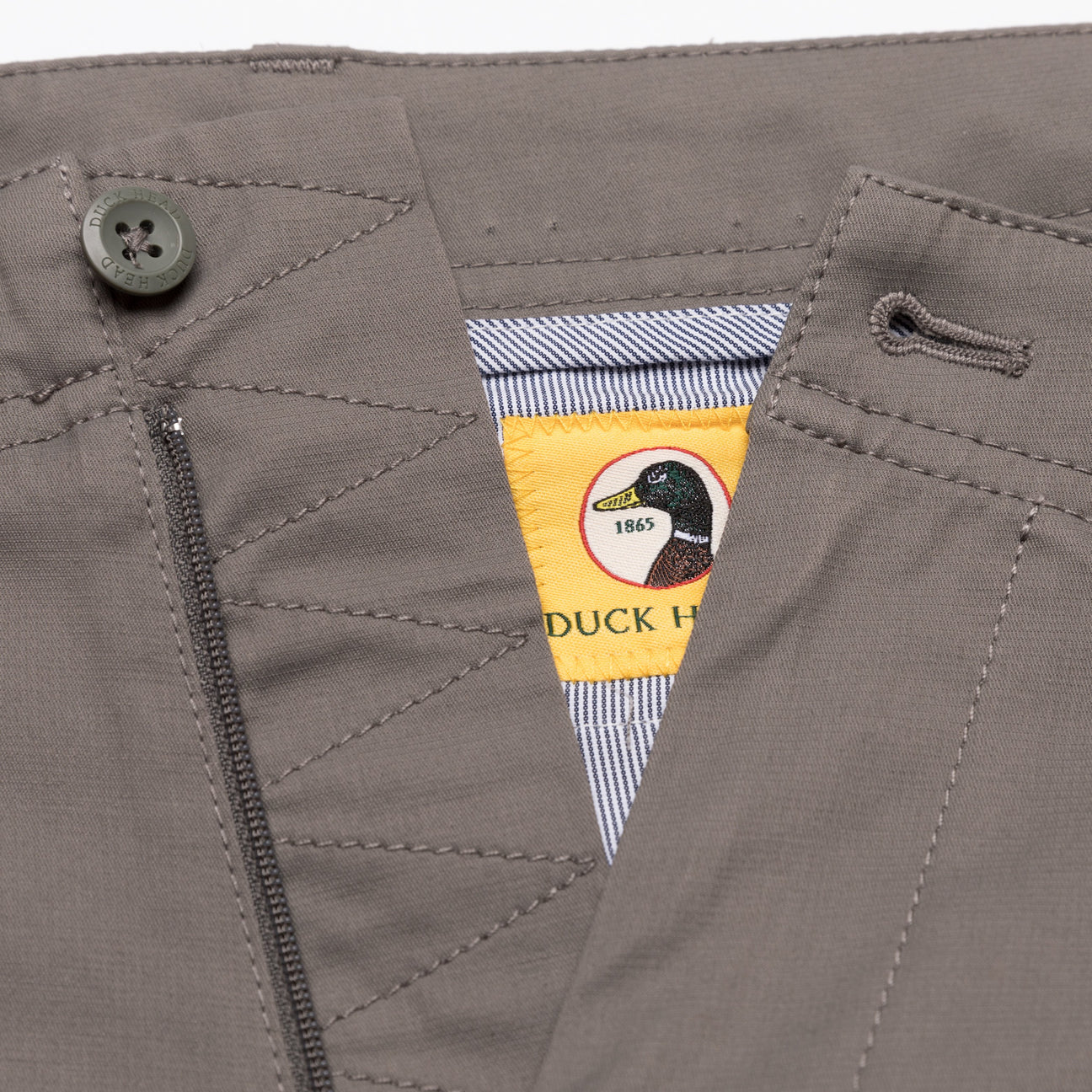 Gunmetal Gray color-reveal hover