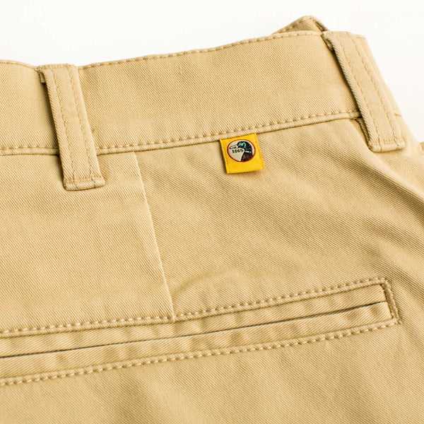 Classic Fit Gold School Chino - Sand