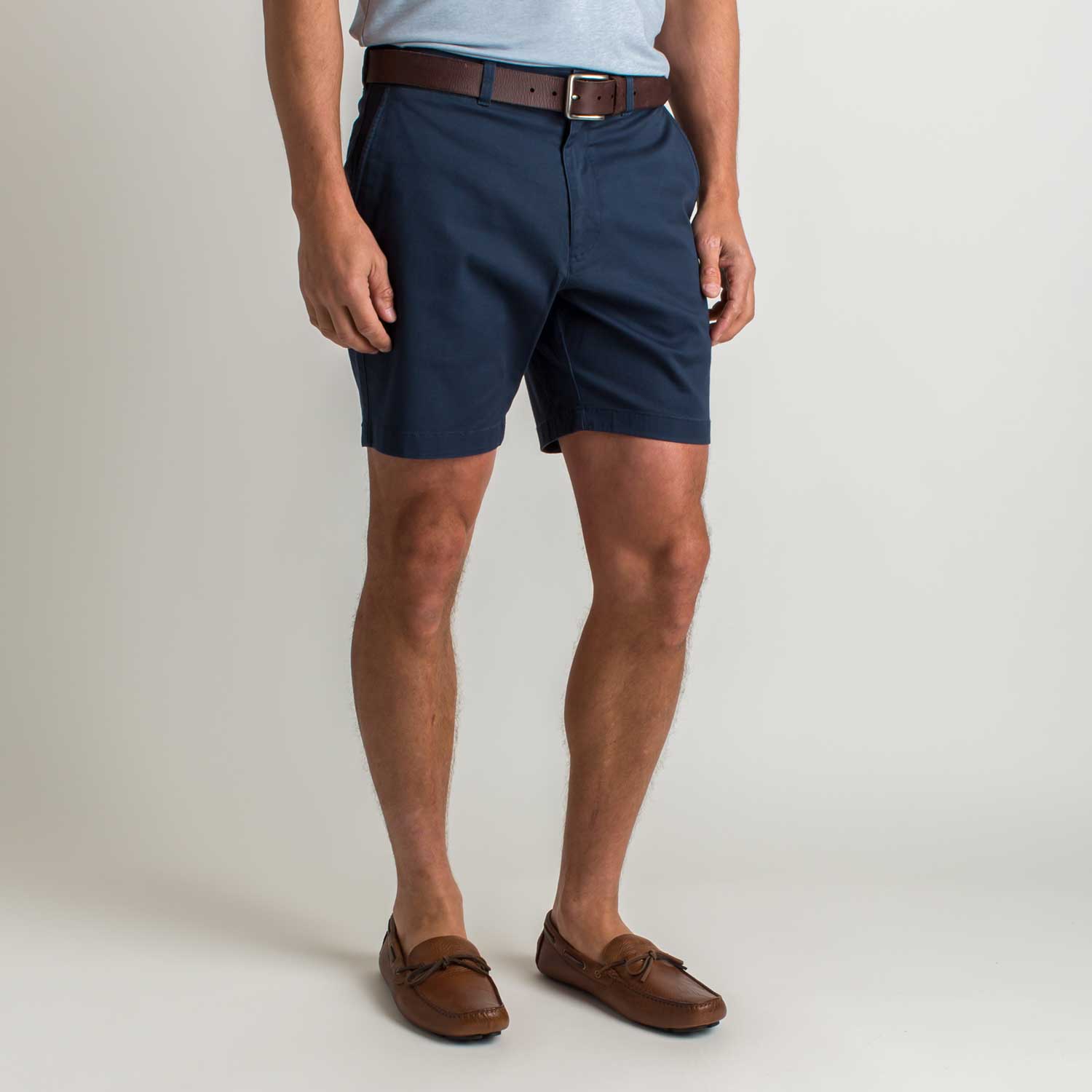 Navy color-main feature